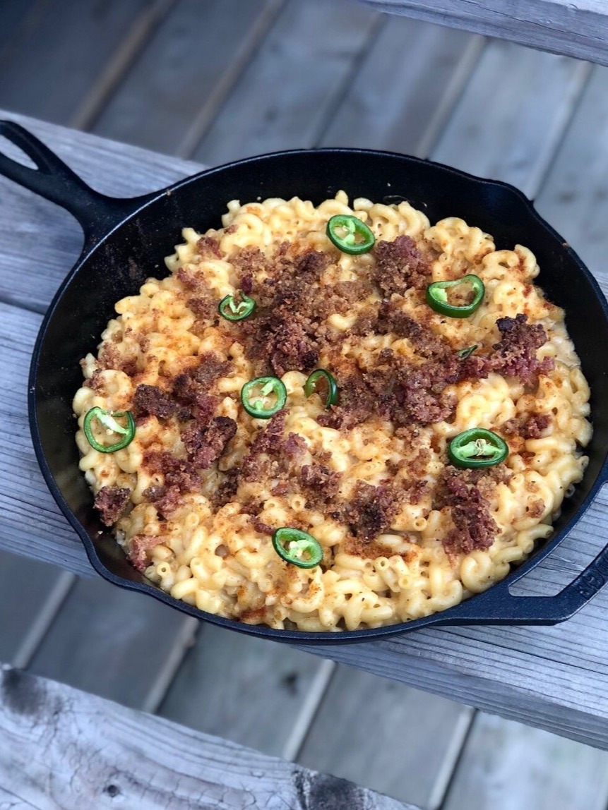 Smoky Skillet Bacon Mac & Cheese